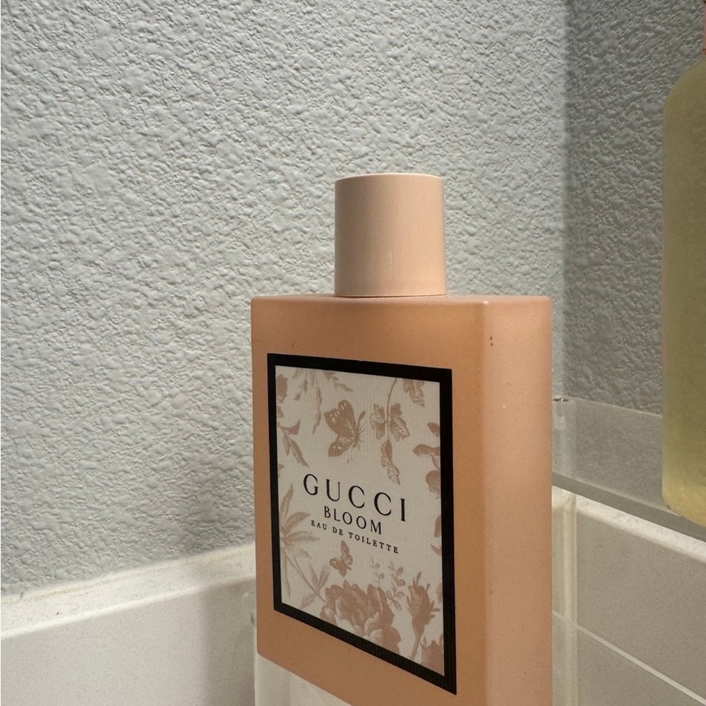 Gucci Bloom Eau de Toilette in Blush Pink